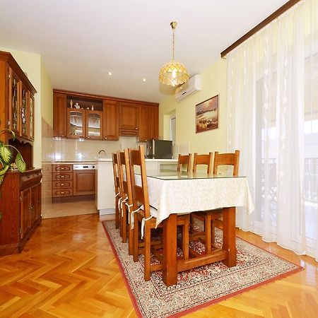 Apartment Vukadin Trogir Luaran gambar