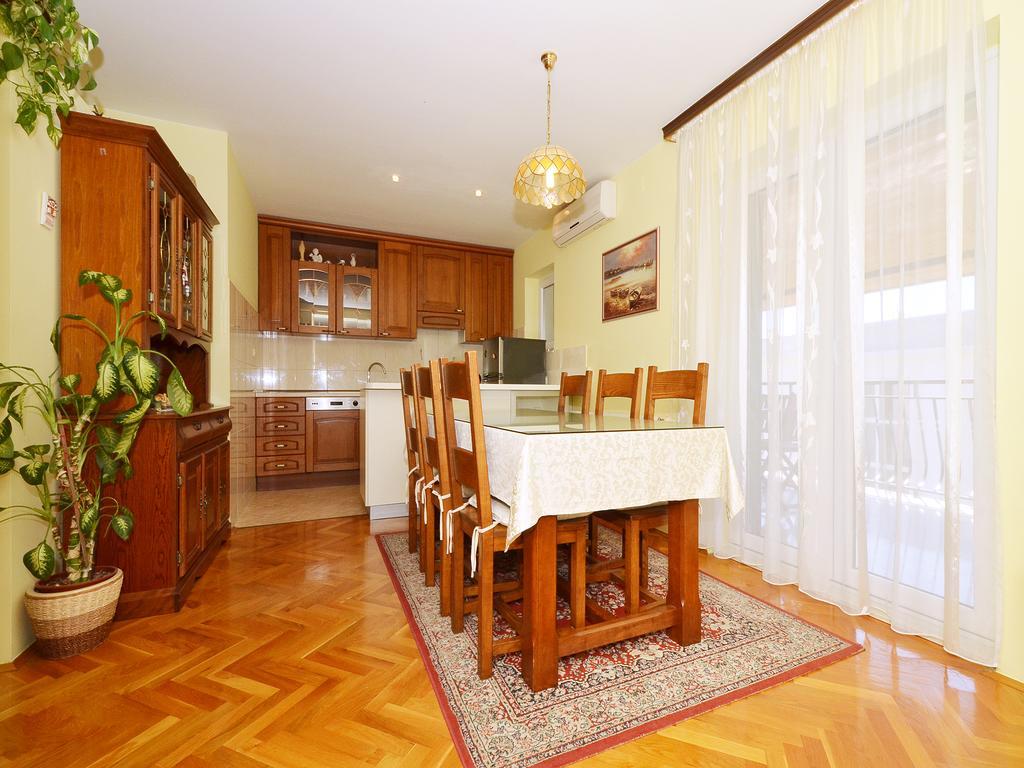 Apartment Vukadin Trogir Luaran gambar