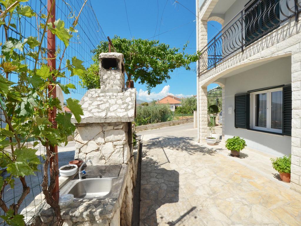 Apartment Vukadin Trogir Luaran gambar