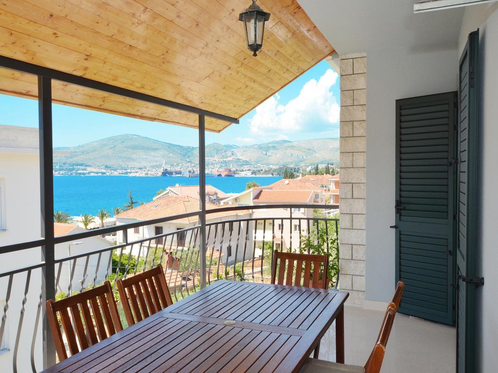 Apartment Vukadin Trogir Luaran gambar